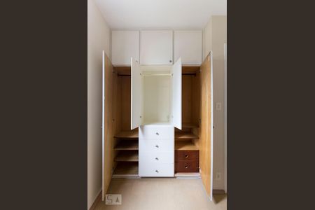 Quarto de apartamento para alugar com 1 quarto, 45m² em Pinheiros, São Paulo