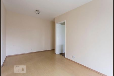 Sala de apartamento para alugar com 1 quarto, 45m² em Pinheiros, São Paulo