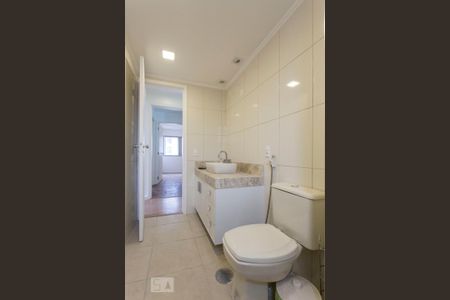 Apartamento à venda com 120m², 3 quartos e 2 vagasBanheiro da suíte