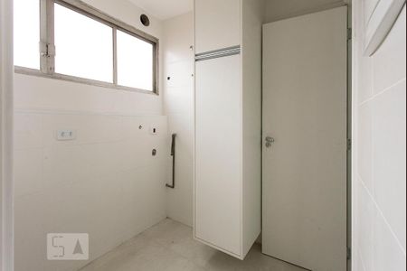 Apartamento à venda com 120m², 3 quartos e 2 vagasÁrea de serviço