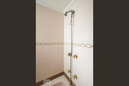 Apartamento à venda com 185m², 3 quartos e 3 vagasBanheiro suite