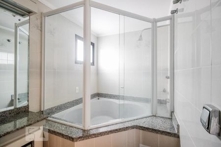 Apartamento à venda com 185m², 3 quartos e 3 vagasBanheiro suite