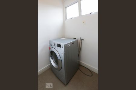 Apartamento à venda com 70m², 1 quarto e 1 vaga Apartamento à venda com 70m², 1 quarto e 1 vagaÁrea de Serviço
