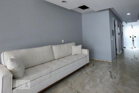 Apartamento à venda com 70m², 1 quarto e 1 vaga Apartamento à venda com 70m², 1 quarto e 1 vagaÁrea comum - Hall
