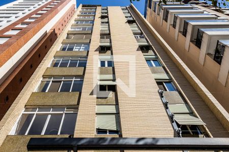 Apartamento à venda com 73m², 2 quartos e 1 vagaFachada