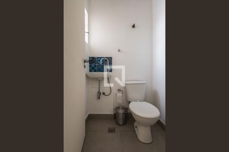 Apartamento à venda com 73m², 2 quartos e 1 vagaÁrea de Serviço - Banheiro