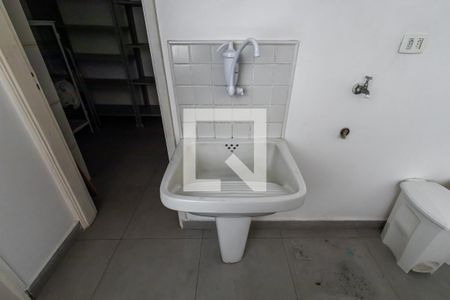 Apartamento à venda com 73m², 2 quartos e 1 vagaÁrea de Serviço