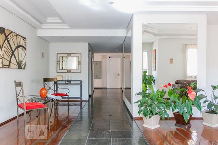 Apartamento para alugar com 56m², 2 quartos e 1 vaga Apartamento para alugar com 56m², 2 quartos e 1 vagaHall