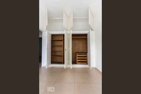 Detalhe Sala/Quarto de apartamento à venda com 1 quarto, 36m² em República, São Paulo