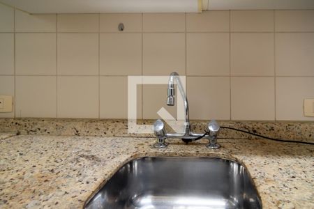 Apartamento para alugar com 73m², 2 quartos e 2 vagasCozinha