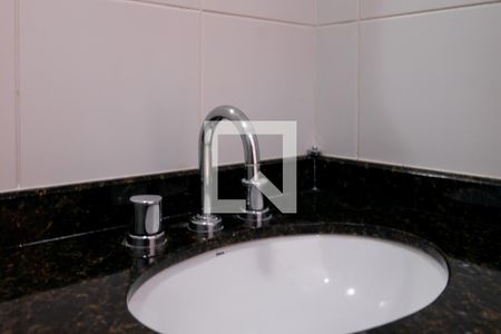 Apartamento para alugar com 73m², 2 quartos e 2 vagasBanheiro Social