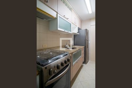 Apartamento para alugar com 73m², 2 quartos e 2 vagasCozinha