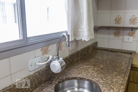 Apartamento à venda com 80m², 2 quartos e 1 vagaCozinha
