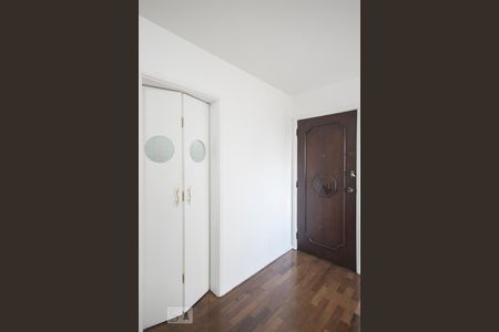 Detalhe Sala de apartamento à venda com 3 quartos, 80m² em Vila Nova Conceição, São Paulo