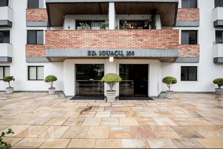 Apartamento à venda com 95m², 3 quartos e 3 vagasEntrada