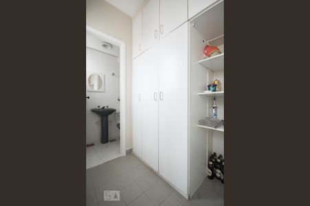 Apartamento à venda com 95m², 3 quartos e 3 vagasQuarto Serviço