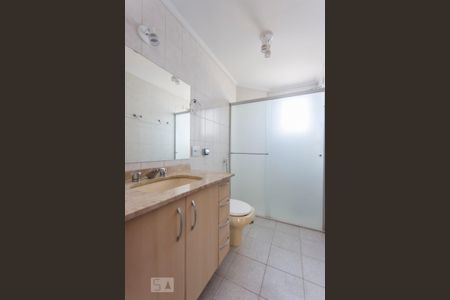 Apartamento à venda com 110m², 3 quartos e 3 vagas Apartamento à venda com 110m², 3 quartos e 3 vagasBanheiro Suite