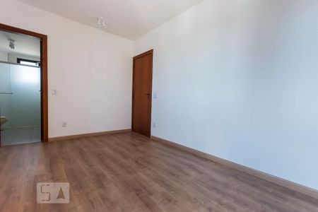 Apartamento à venda com 110m², 3 quartos e 3 vagas Apartamento à venda com 110m², 3 quartos e 3 vagasSuite