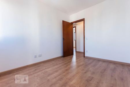 Apartamento à venda com 110m², 3 quartos e 3 vagas Apartamento à venda com 110m², 3 quartos e 3 vagasQuarto 01
