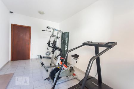 Apartamento à venda com 110m², 3 quartos e 3 vagas Apartamento à venda com 110m², 3 quartos e 3 vagasAcademia