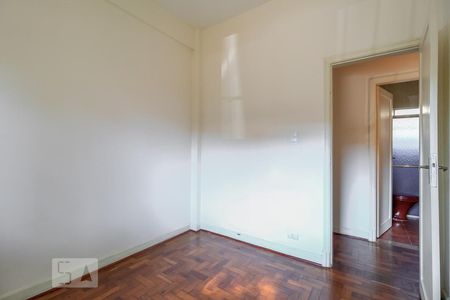 Quarto 1 de apartamento para alugar com 3 quartos, 90m² em Vila Cláudia, São Paulo