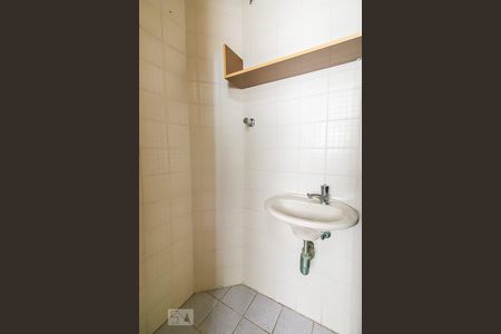 Apartamento à venda com 84m², 3 quartos e 1 vaga Apartamento à venda com 84m², 3 quartos e 1 vagaBanheiro de Serviço