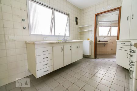 Apartamento à venda com 84m², 3 quartos e 1 vaga Apartamento à venda com 84m², 3 quartos e 1 vagaCozinha