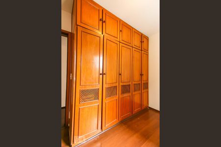 Apartamento à venda com 84m², 3 quartos e 1 vaga Apartamento à venda com 84m², 3 quartos e 1 vagaQuarto 1 - Armários