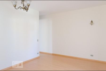 Sala de kitnet/studio à venda com 1 quarto, 50m² em Centro, Campinas
