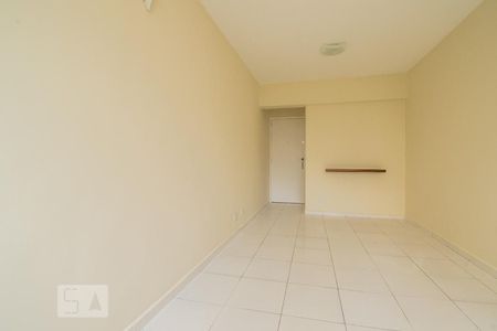 Sala de apartamento para alugar com 1 quarto, 45m² em Campo Belo, São Paulo