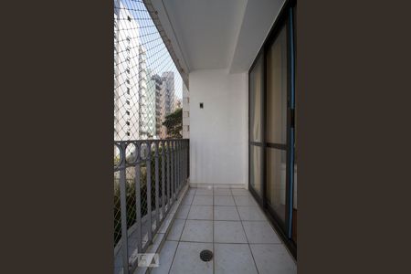 Varanda de apartamento para alugar com 3 quartos, 117m² em Paraíso, São Paulo