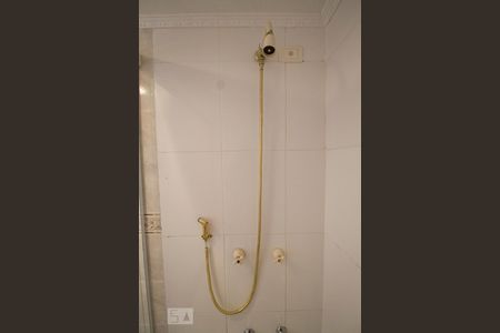 Apartamento para alugar com 117m², 3 quartos e 2 vagasChuveiro