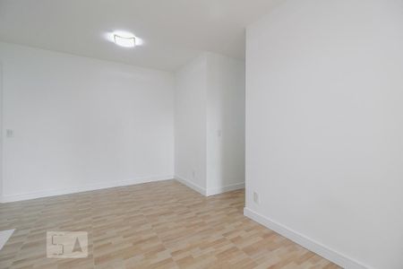 Apartamento para alugar com 68m², 2 quartos e 1 vagaSala