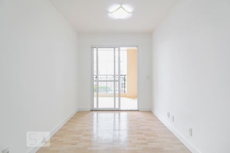 Apartamento para alugar com 68m², 2 quartos e 1 vagaSala