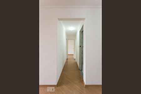 Corredor de apartamento para alugar com 2 quartos, 80m² em Perdizes, São Paulo