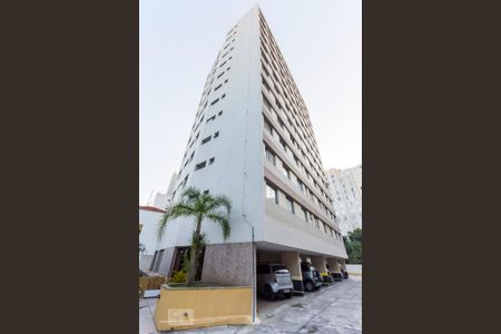 Apartamento para alugar com 40m², 1 quarto e 1 vagaFachada
