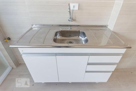 Cozinha de apartamento para alugar com 1 quarto, 40m² em Perdizes, São Paulo