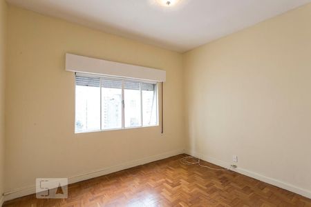 Apartamento para alugar com 160m², 3 quartos e 1 vaga Apartamento para alugar com 160m², 3 quartos e 1 vagaQuarto 3