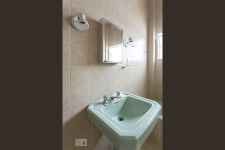 Apartamento para alugar com 160m², 3 quartos e 1 vaga Apartamento para alugar com 160m², 3 quartos e 1 vagaBanheiro 1