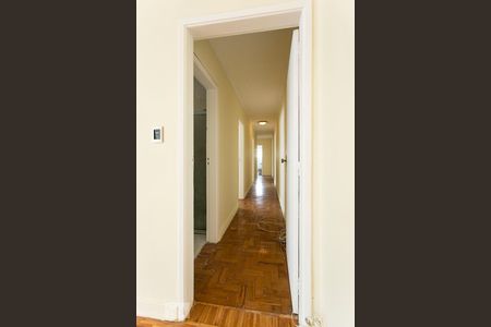 Apartamento para alugar com 160m², 3 quartos e 1 vaga Apartamento para alugar com 160m², 3 quartos e 1 vagaCorredor