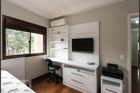 Apartamento para alugar com 131m², 4 quartos e 3 vagasQuarto 2