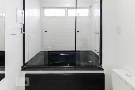 Apartamento à venda com 130m², 3 quartos e 1 vagaBanheiro da Suíte 