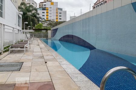 Apartamento para alugar com 50m², 1 quarto e 1 vaga Apartamento para alugar com 50m², 1 quarto e 1 vagaPiscina