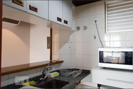 Cozinha de apartamento à venda com 1 quarto, 50m² em Centro, Campinas