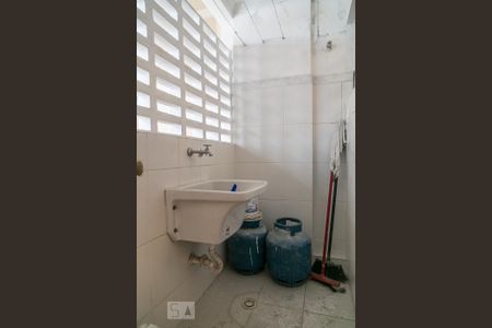 Apartamento à venda com 85m², 2 quartos e sem vaga Apartamento à venda com 85m², 2 quartos e sem vagaÁrea de serviço