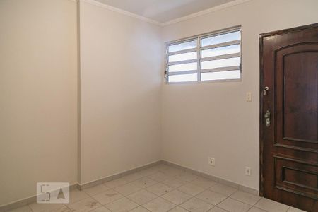 Apartamento à venda com 85m², 2 quartos e sem vaga Apartamento à venda com 85m², 2 quartos e sem vagaSala