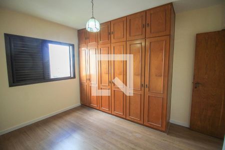 Suíte de apartamento para alugar com 3 quartos, 128m² em Vila Bertioga, São Paulo