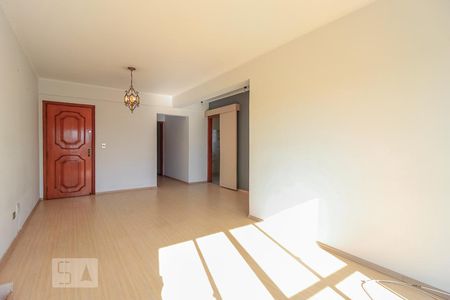 Sala de apartamento para alugar com 3 quartos, 120m² em Vila Bertioga, São Paulo