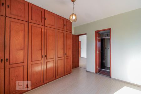 Quarto 1 suite de apartamento para alugar com 3 quartos, 120m² em Vila Bertioga, São Paulo