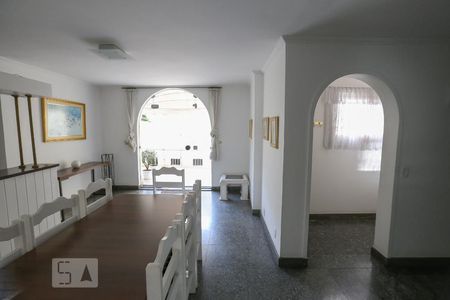 Apartamento para alugar com 67m², 2 quartos e 1 vagaÁrea comum - Salão de festas